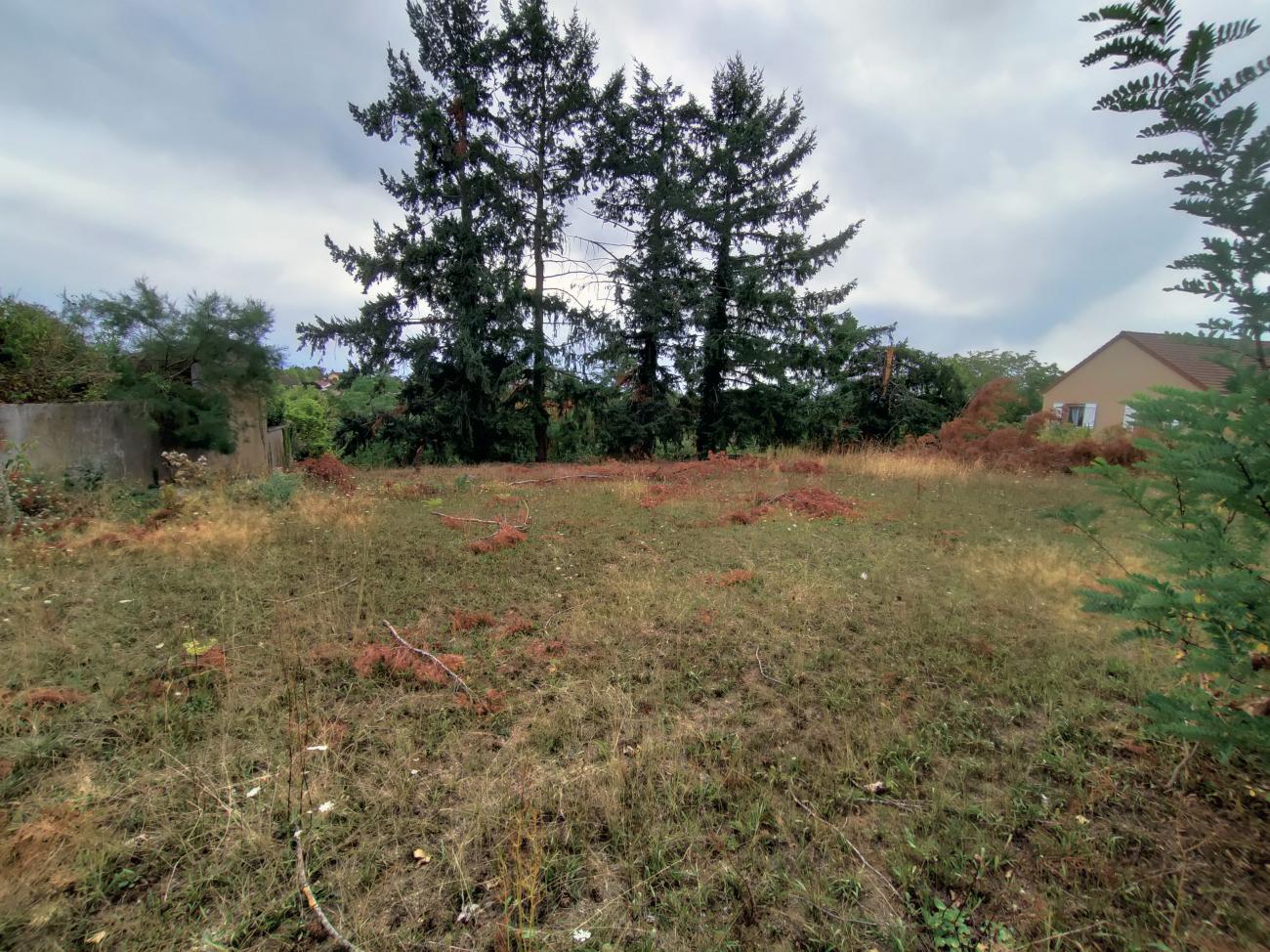 Terrain à ST POURCAIN SUR SIOULE
