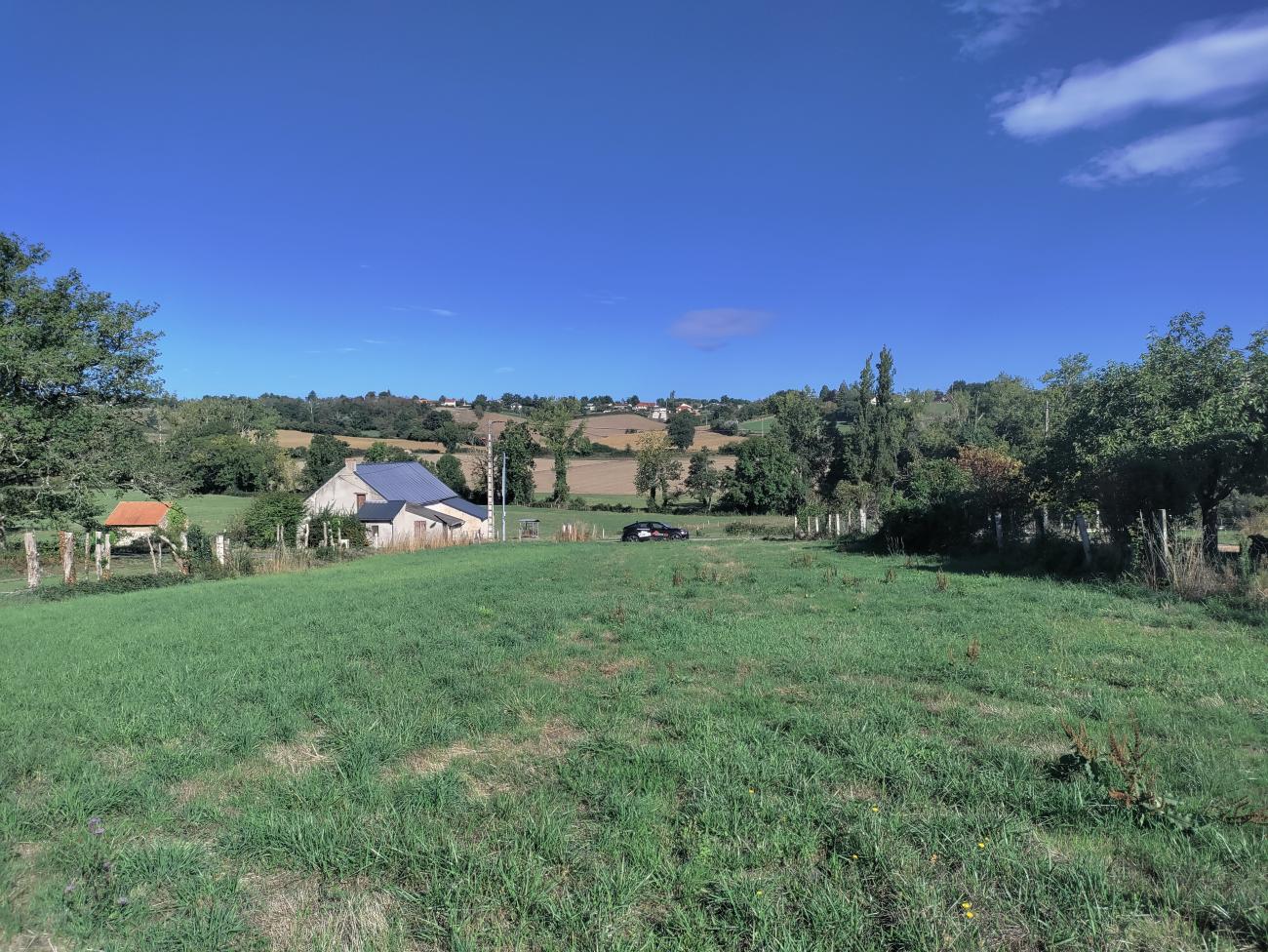 Terrain à VENDAT
